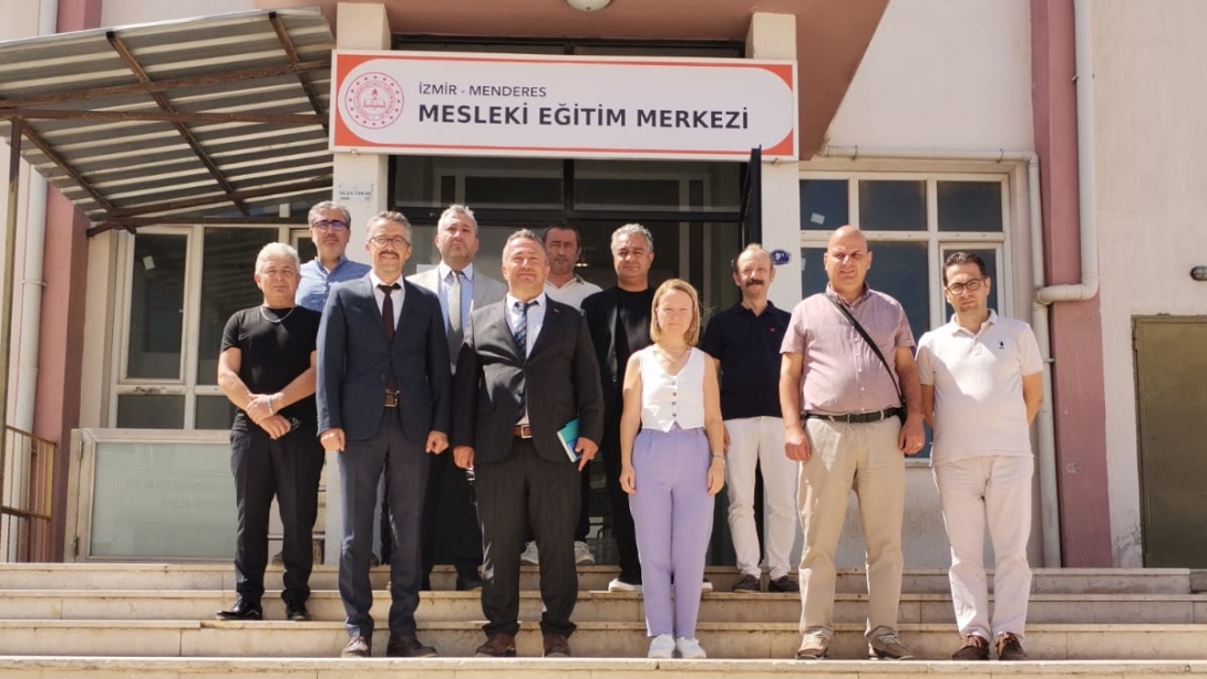 Menderes'te Mesleki Eğitimde Yeni Dönem Başlıyor